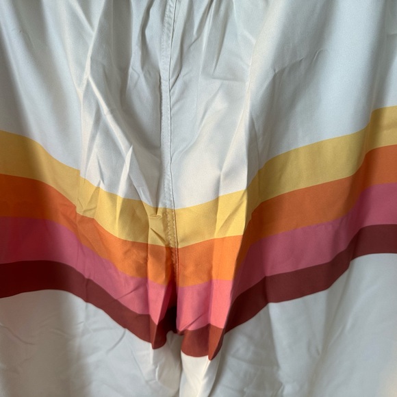 Well Dressed Wolf Wildling Men’s Swim Trunks Sunset Stripe Vanilla - Picture 4 of 6